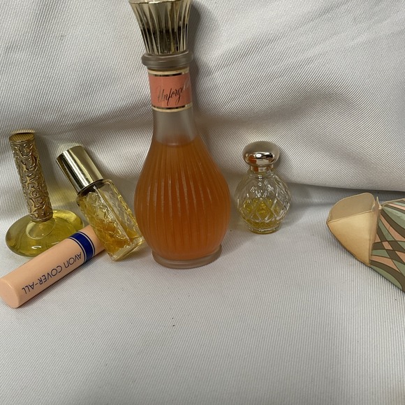 Vintage‎ Avon Lot Elusive Charisma Unforgettable Concealer Here's My Heart - Picture 11 of 16